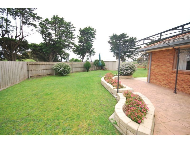 Cranbourne North VIC 3977