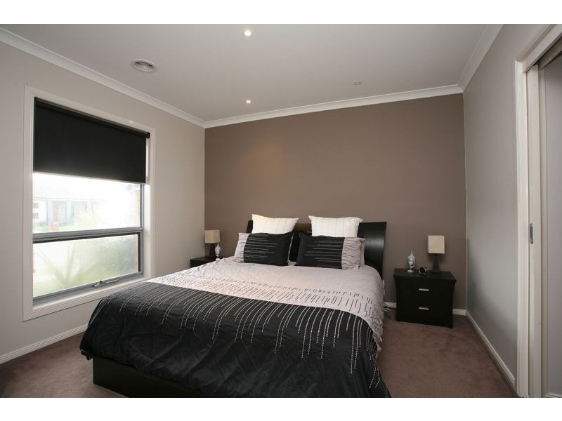 Cranbourne VIC 3977