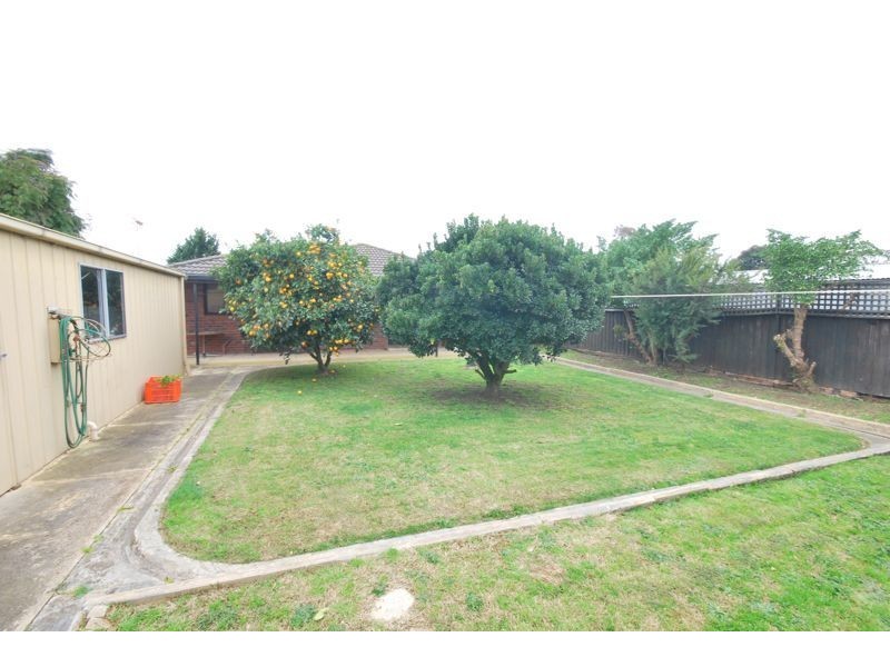 Cranbourne North VIC 3977