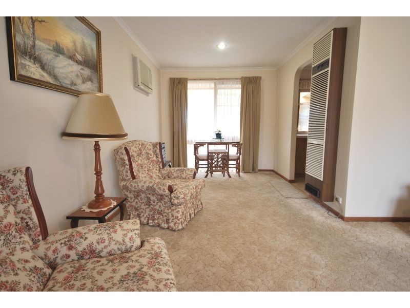 16 Mulberry Court, Cranbourne North VIC 3977