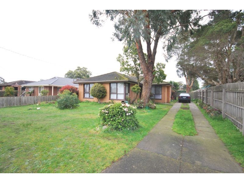 5 Curtis Court, Cranbourne VIC 3977