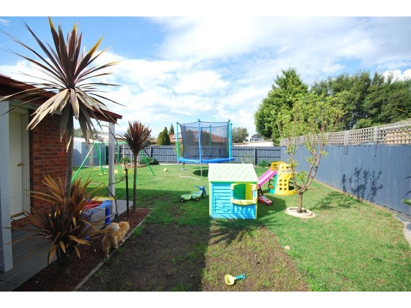 29 Breamlea Way, Cranbourne West VIC 3977