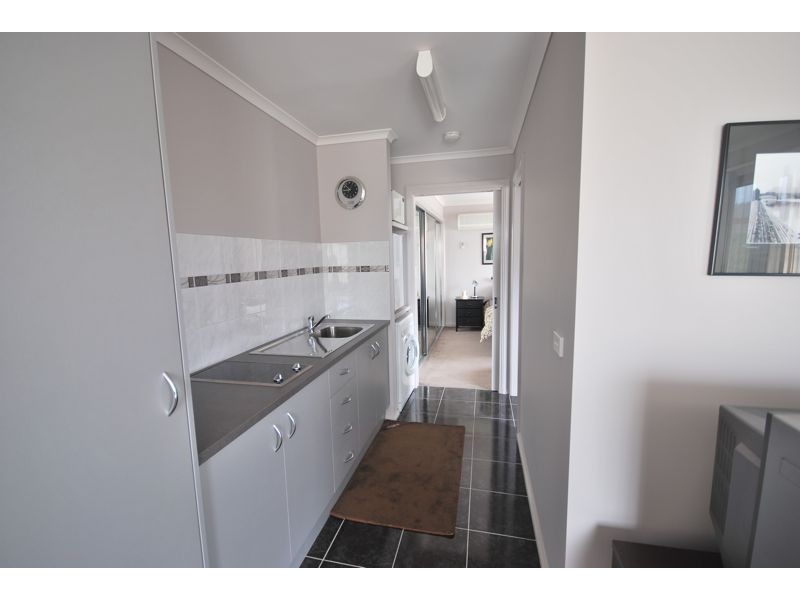 21 Bruce Street, Cranbourne VIC 3977