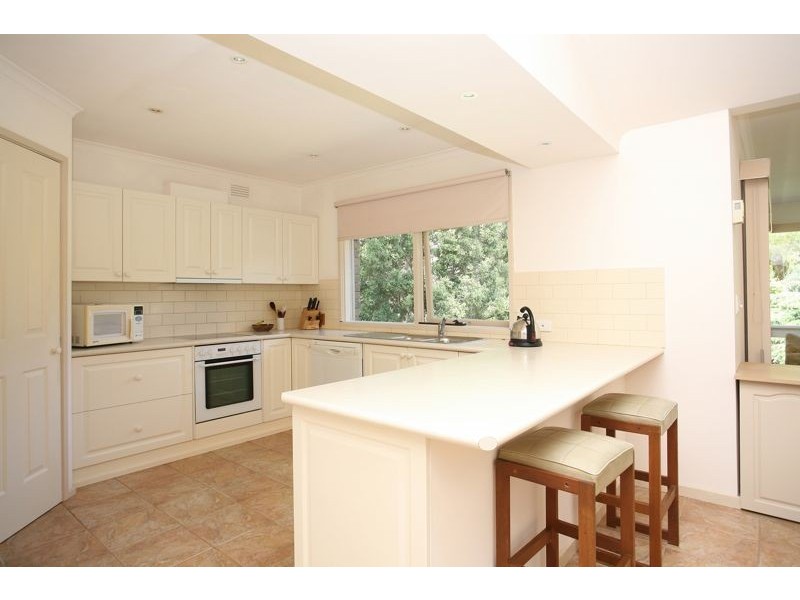 98 Browns Road, Cranbourne South VIC 3977