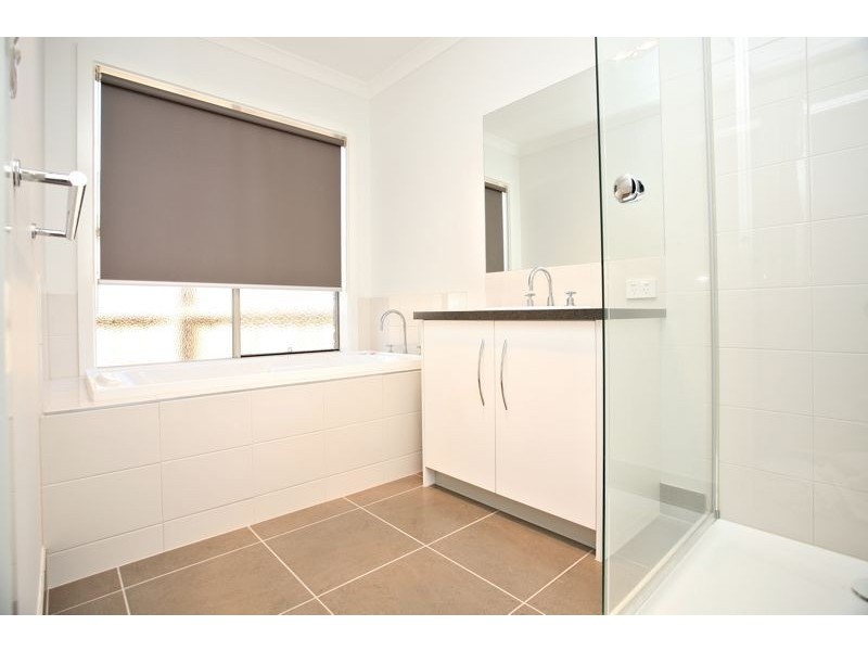 Cranbourne East VIC 3977