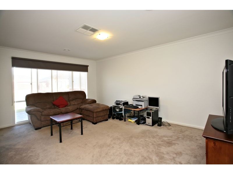 Cranbourne East VIC 3977