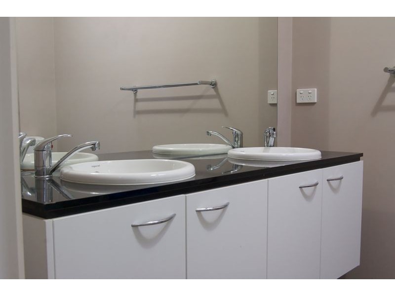 37 Station Creek Way, Cranbourne South VIC 3977