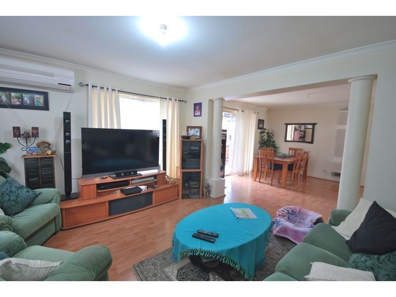 14 Nariel Place, Cranbourne West VIC 3977