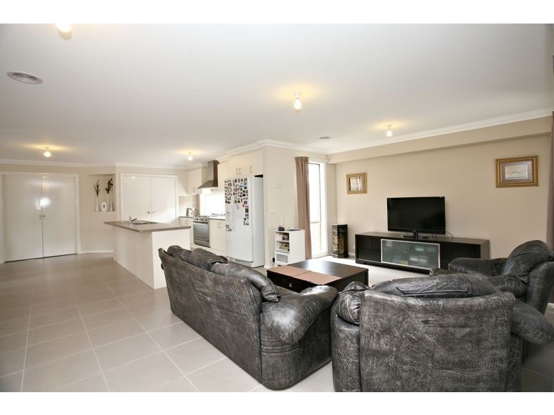 7 Dorset Court, Cranbourne North VIC 3977