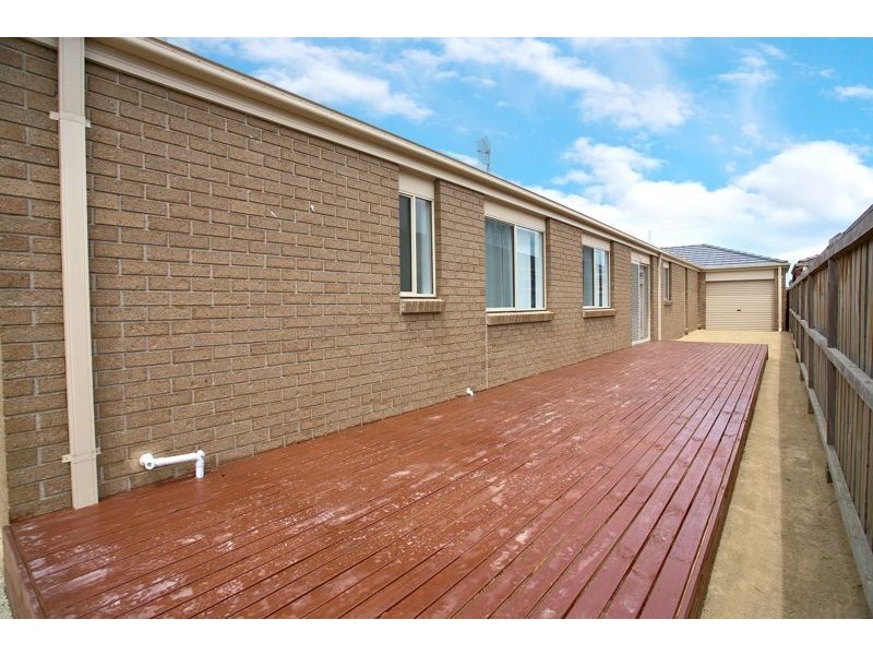 7 Dorset Court, Cranbourne North VIC 3977