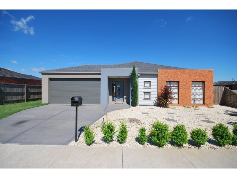 Cranbourne VIC 3977
