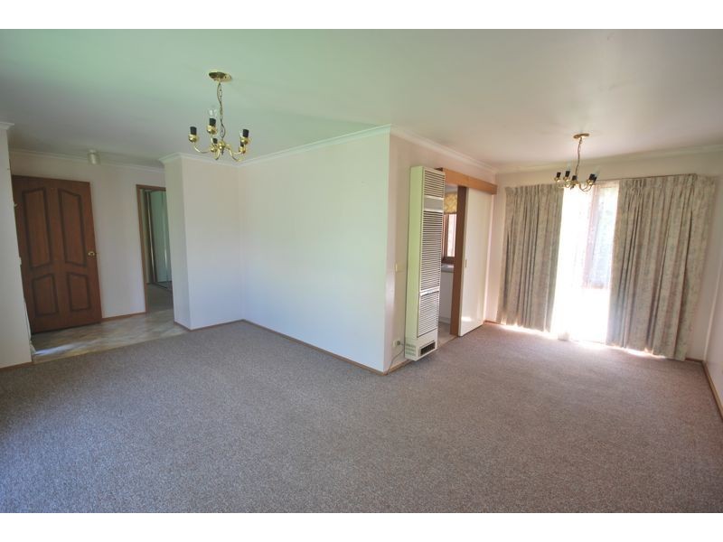 13 Plaistow Court, Cranbourne North VIC 3977