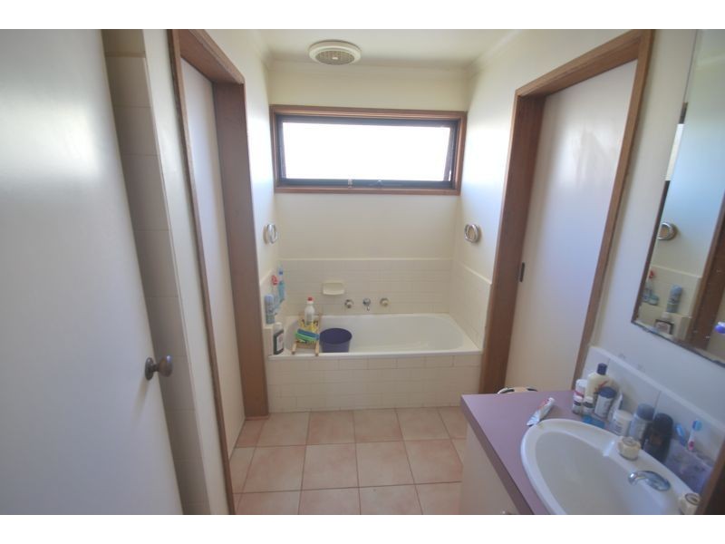 Cranbourne North VIC 3977