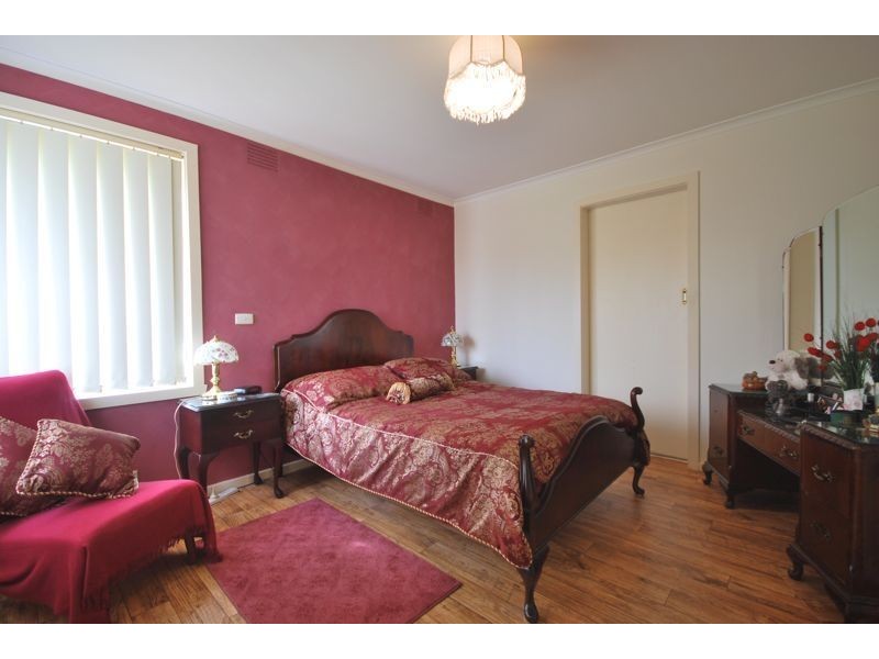 82 Clarendon Street, Cranbourne VIC 3977