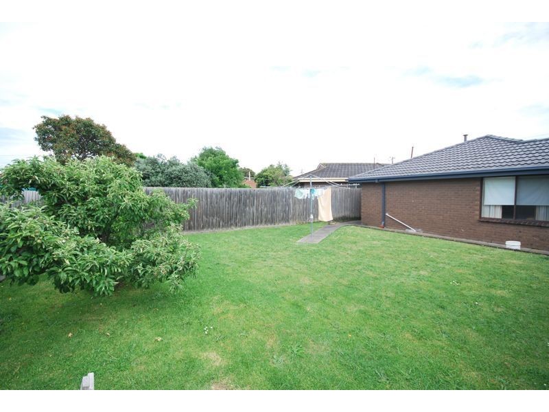 82 Clarendon Street, Cranbourne VIC 3977