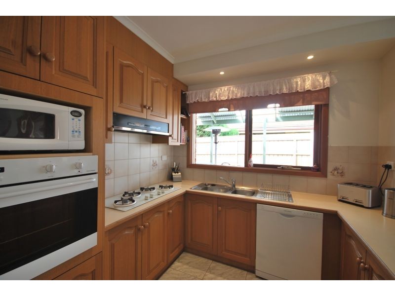 15 Bartolo Court, Cranbourne North VIC 3977