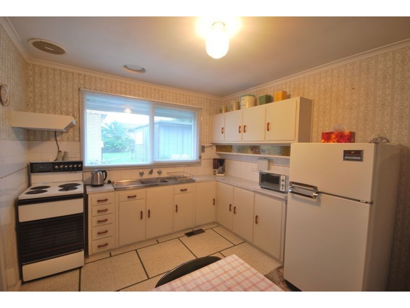 3 Campbell Parade, Cranbourne VIC 3977