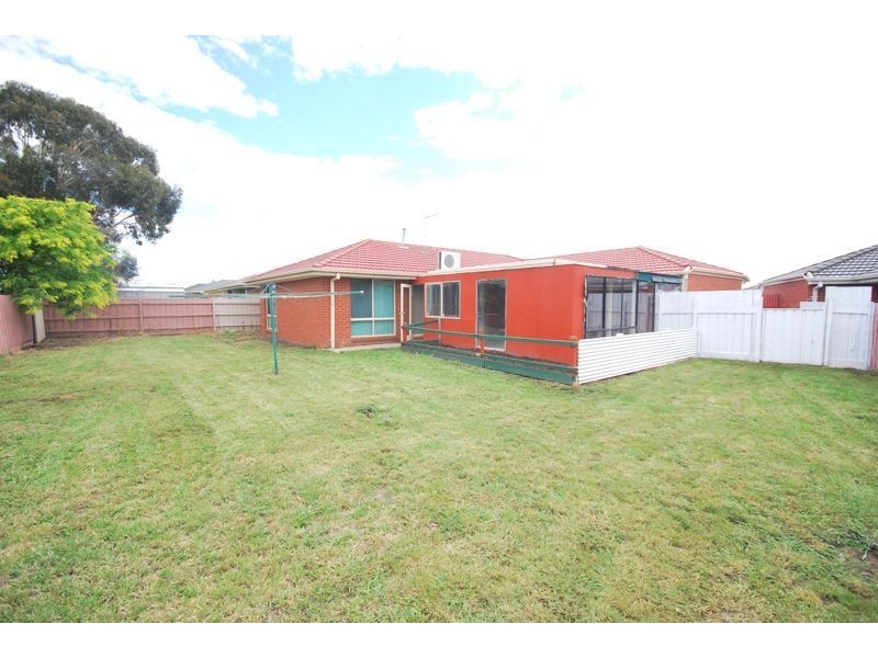 Cranbourne West VIC 3977