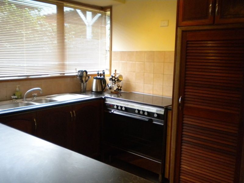 11 Edgerton Court, Hampton Park VIC 3976