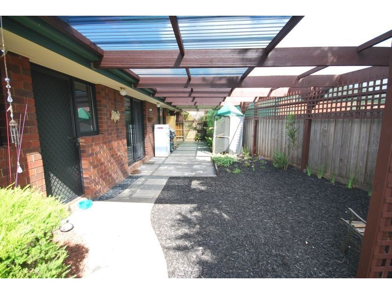 58 Scarborough Avenue, Cranbourne West VIC 3977