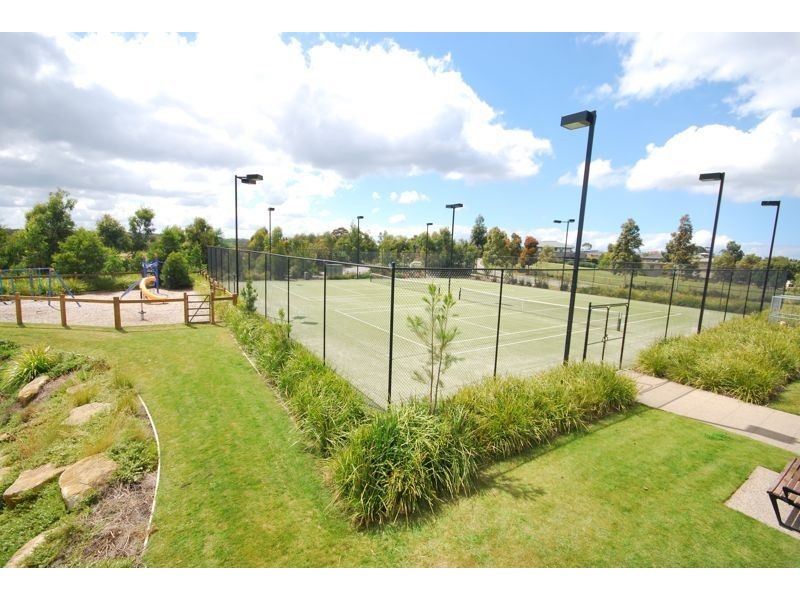 75 Settlers Run, Cranbourne South VIC 3977