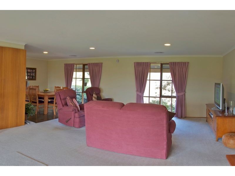 21 Stevensons Road, Cranbourne VIC 3977