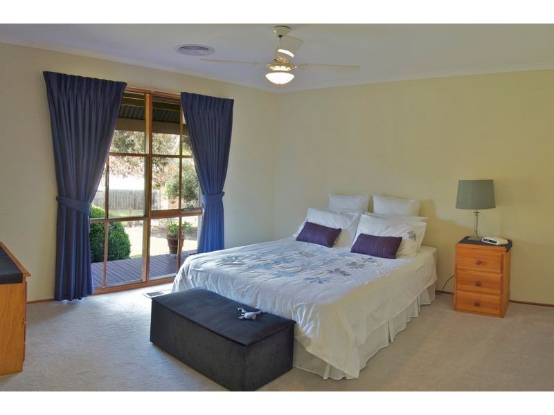 21 Stevensons Road, Cranbourne VIC 3977