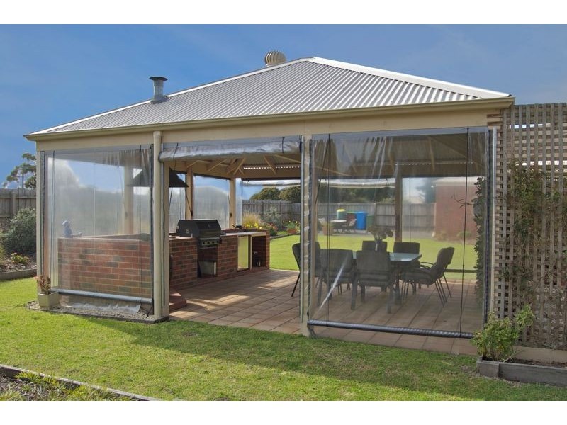 21 Stevensons Road, Cranbourne VIC 3977