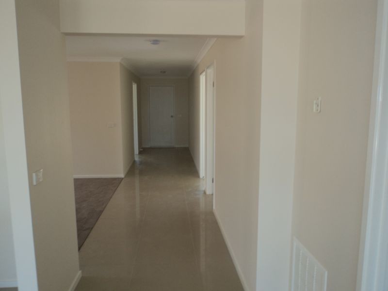 94 William Thwaites Boulevard, Cranbourne North VIC 3977