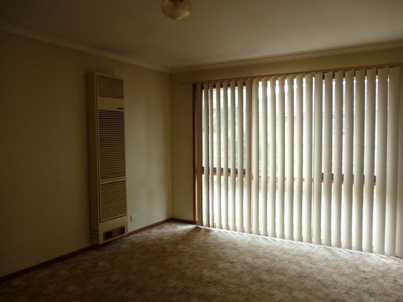 1/15 Arnold Street, Cranbourne VIC 3977