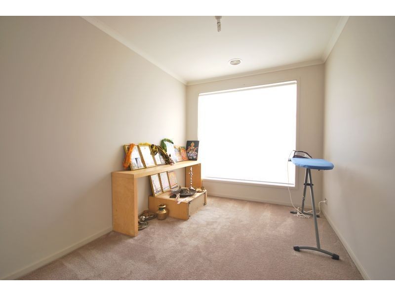 Cranbourne VIC 3977