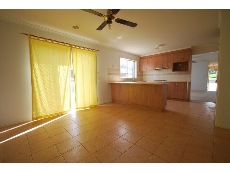 57 Monahans Road, Cranbourne West VIC 3977