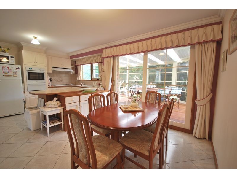 6 Yaltara Close, Cranbourne West VIC 3977