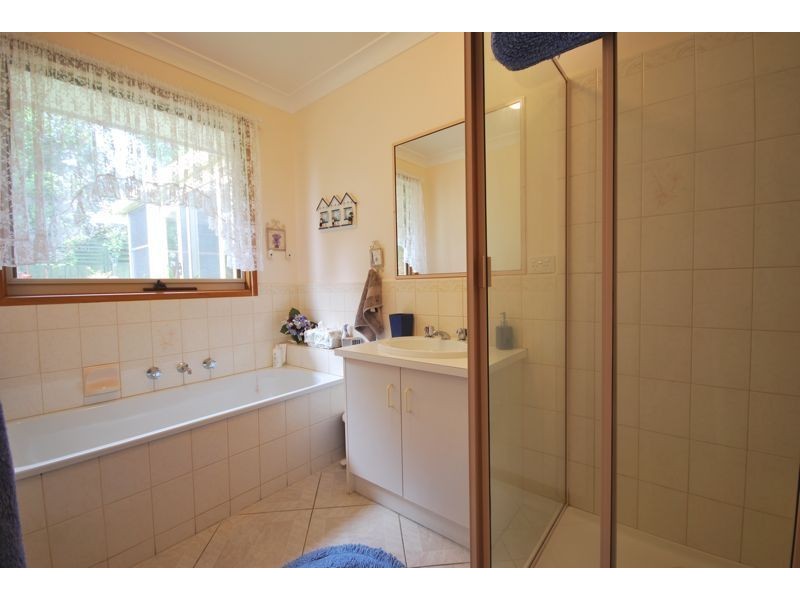 6 Yaltara Close, Cranbourne West VIC 3977