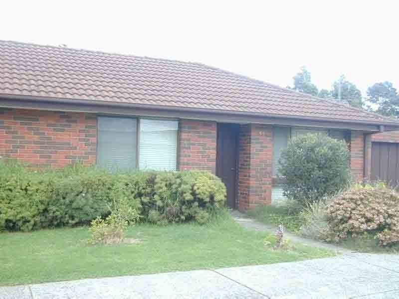 2/4 Fairfield Street, Cranbourne VIC 3977