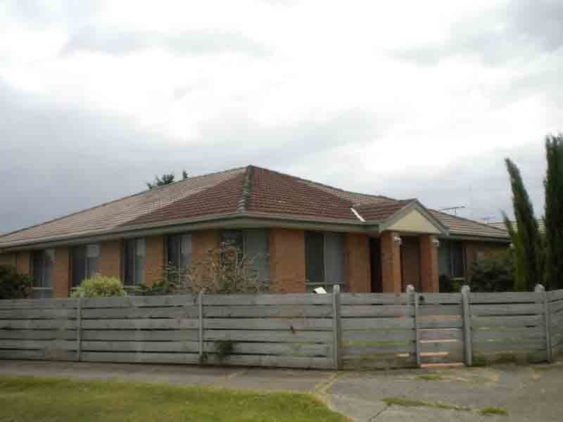 2 Conferta Court, Cranbourne VIC 3977