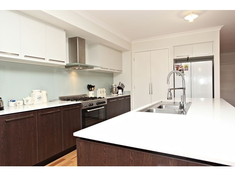 26 Mannavue Boulevard, Cranbourne North VIC 3977