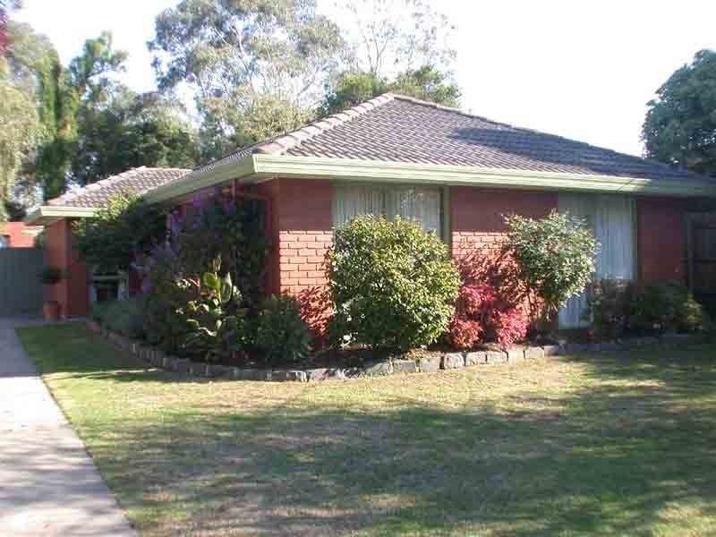 23 Bourke Road, Cranbourne VIC 3977