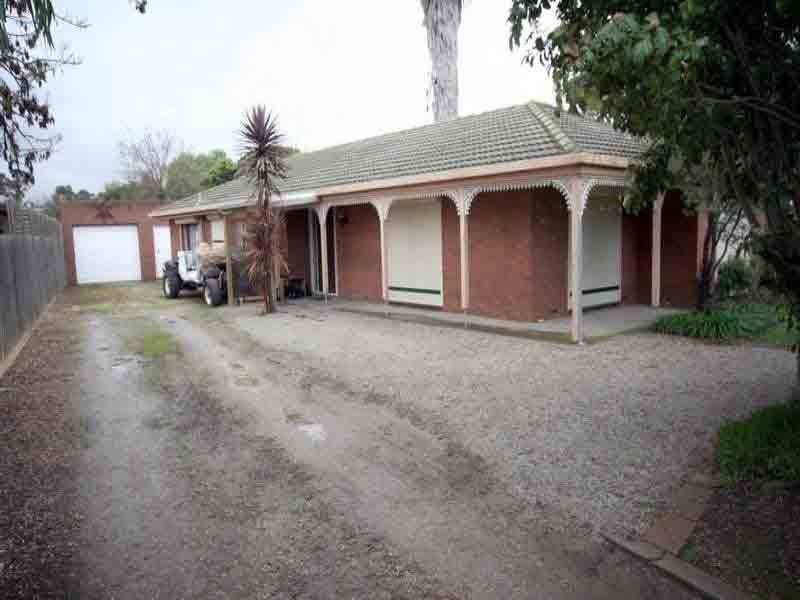 203 Sladen Street, Cranbourne VIC 3977