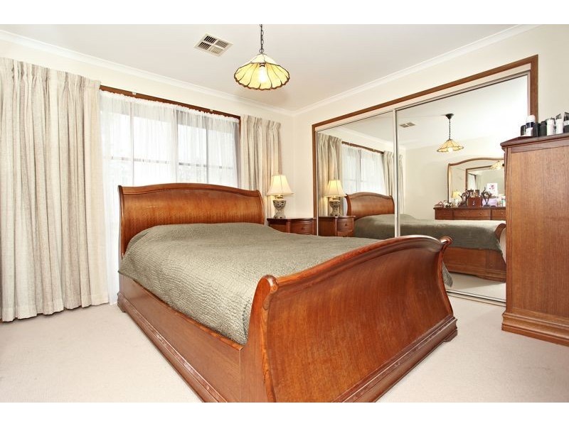 Cranbourne North VIC 3977