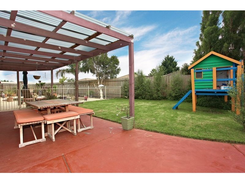 Cranbourne North VIC 3977