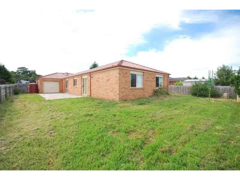 57 Monahans Road, Cranbourne VIC 3977