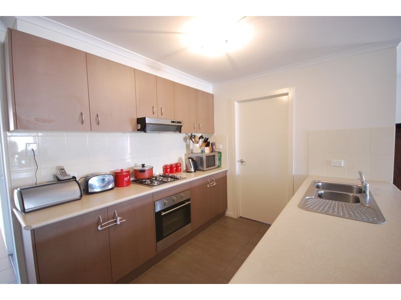 11 Banfield Place, Lyndhurst VIC 3975