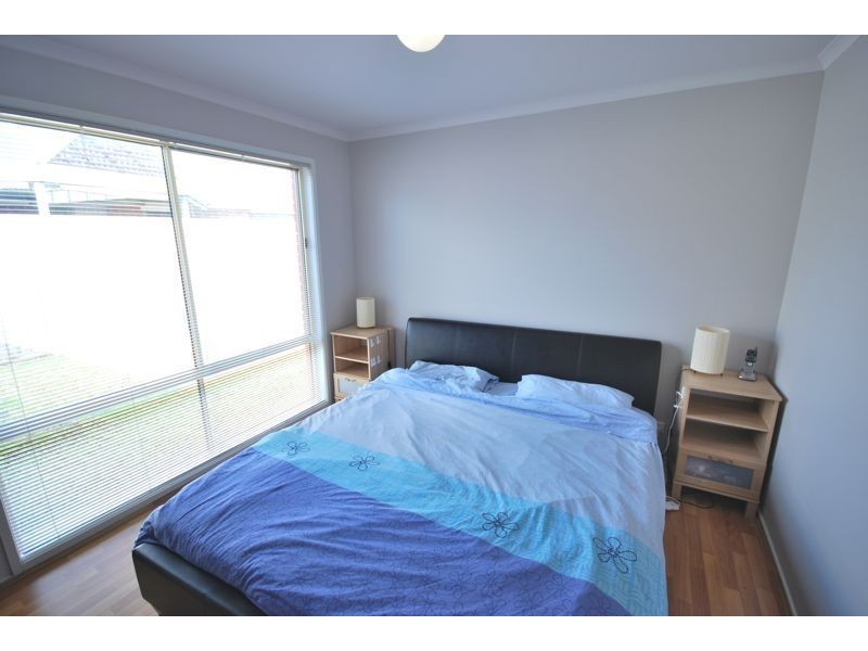 33 Linda Drive, Cranbourne West VIC 3977