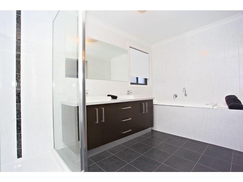 Cranbourne East VIC 3977