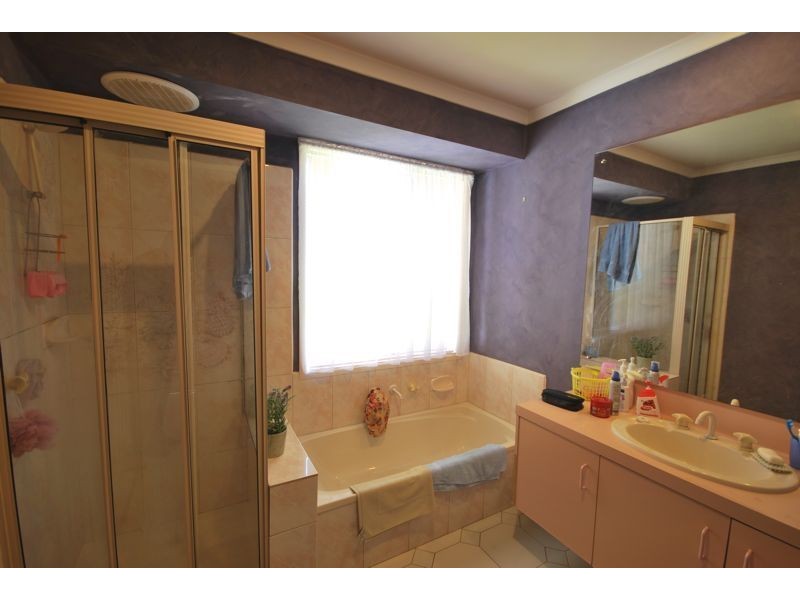 10 Fig Court, Cranbourne North VIC 3977