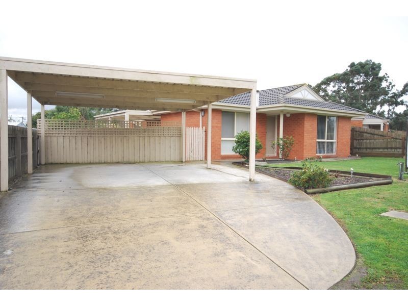 3 Naila Court, Cranbourne North VIC 3977