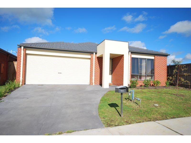 11 Banfield Place, Lyndhurst VIC 3975