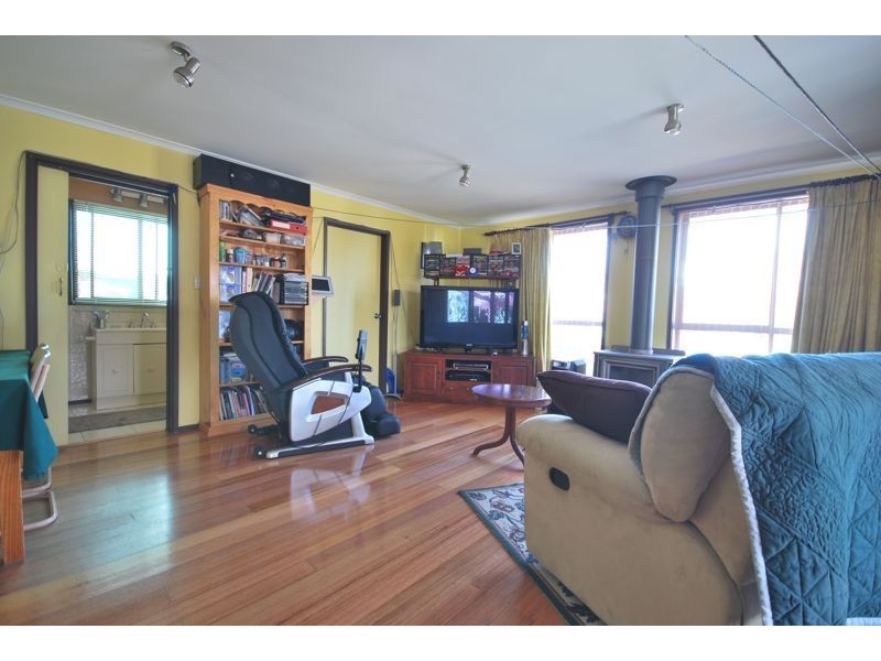 Cranbourne VIC 3977