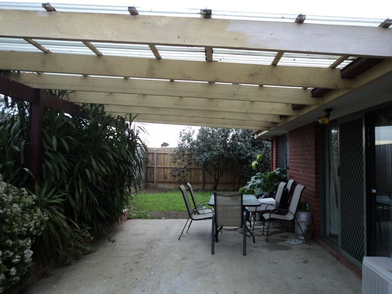 21 Scarborough Avenue, Cranbourne West VIC 3977